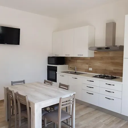 In 34584 Apartment