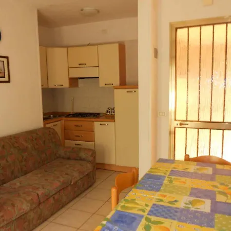 Apartment In 25012 *