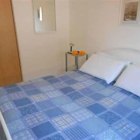 Apartment In 25012